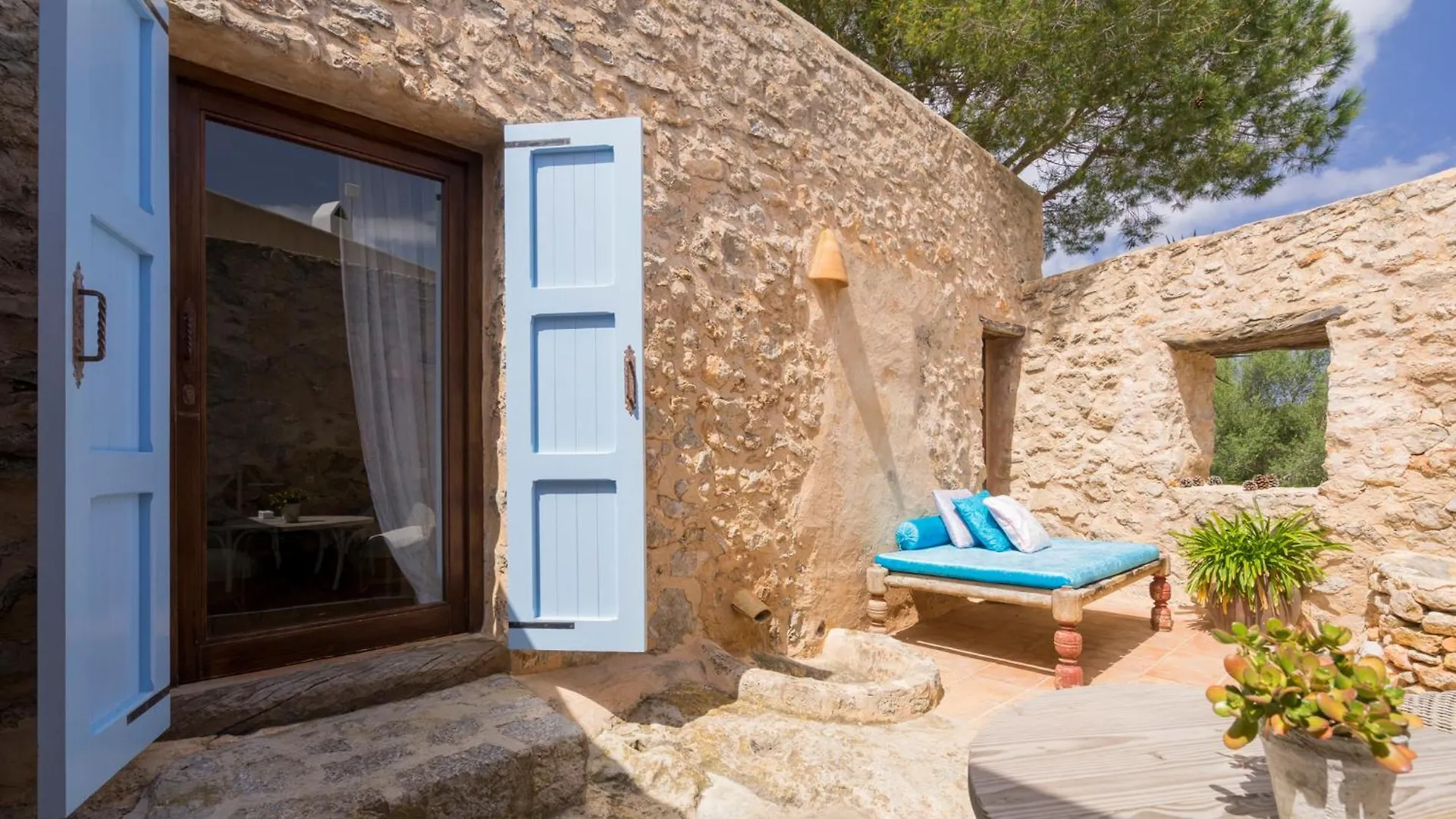 Es Cucons Rural Hotel San Antonio Abad Casa rural